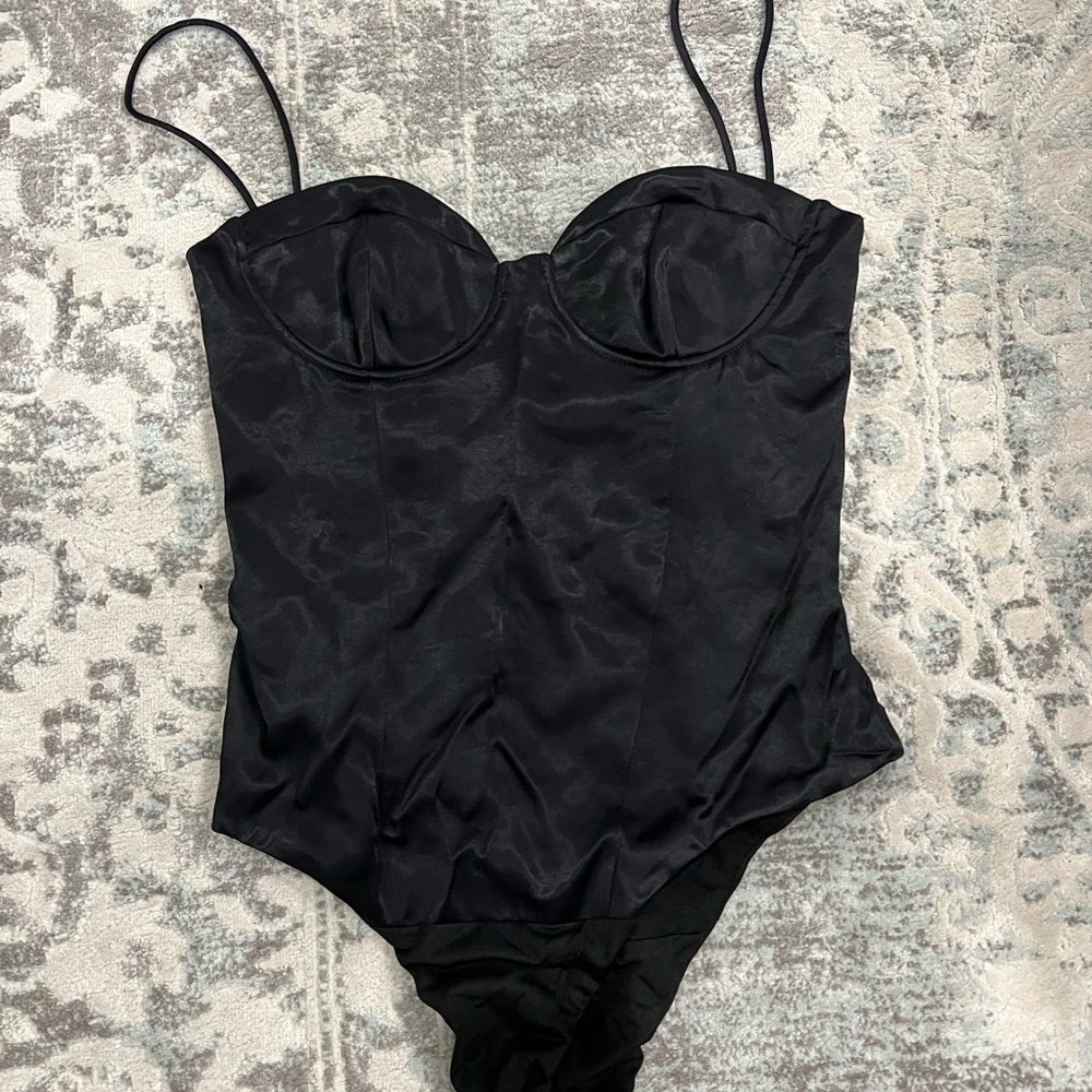 Black Zara bodysuit. Size small, worn once!